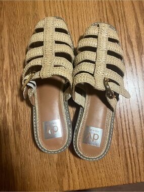 DV by Dolce Vita Fyona Mule Sandals Buckle Women's Raffia Size US 6.5